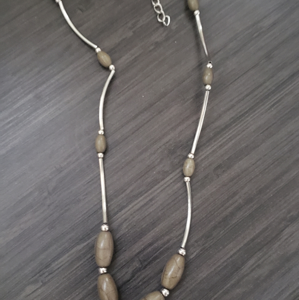 Jewelry - Picture 15 of 16